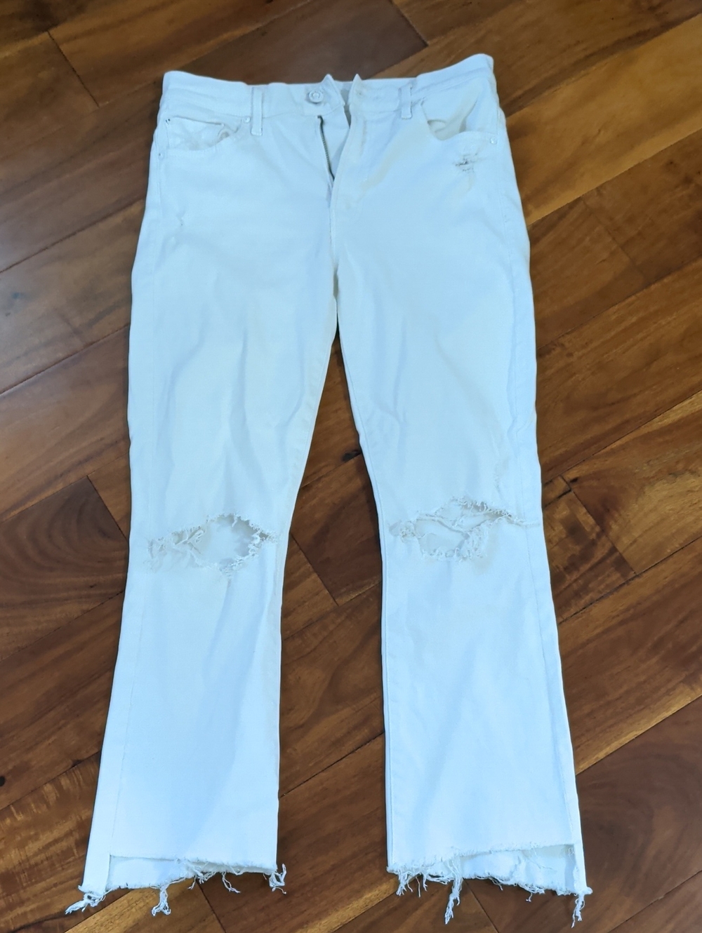 MOTHER Insider Step Crop Fray Cracker Slipper Distressed White Jean.